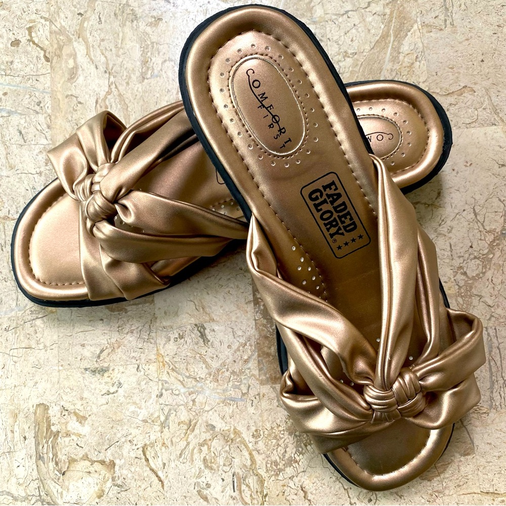 Faded Glory Comfort First Metallic Slip On Open Toe Low Heel Size 7 W